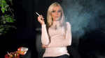 Tatjana Smoking 100s RED Marlboro